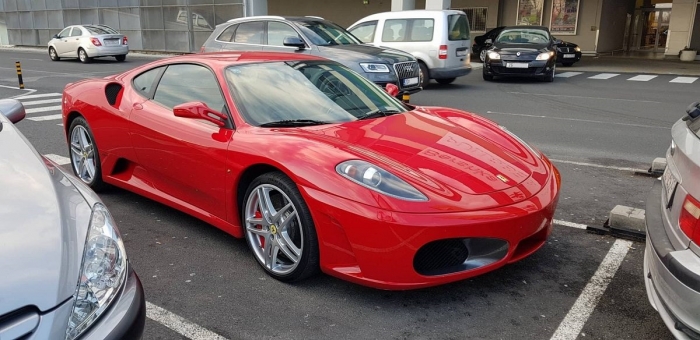 F430