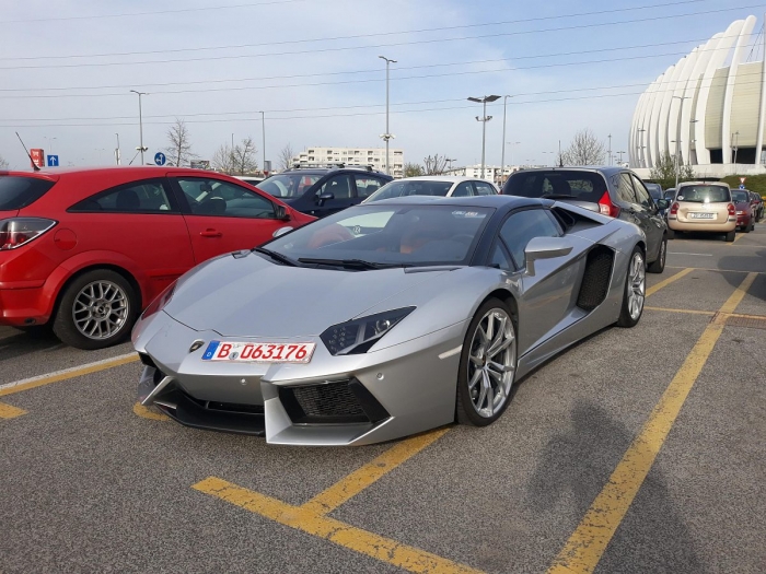 Aventador LP 700-4 Roadster