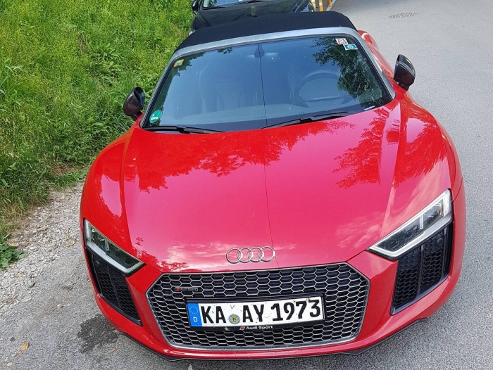 R8 V10 Plus Spyder