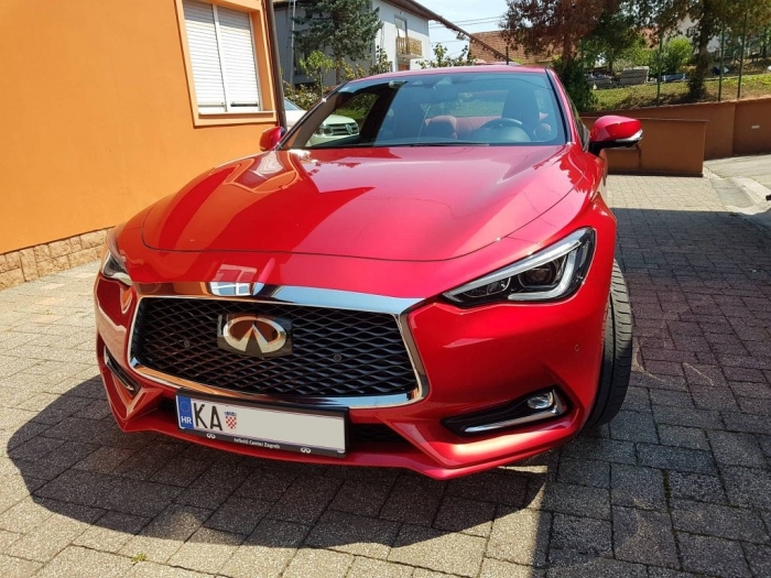 Q60 S