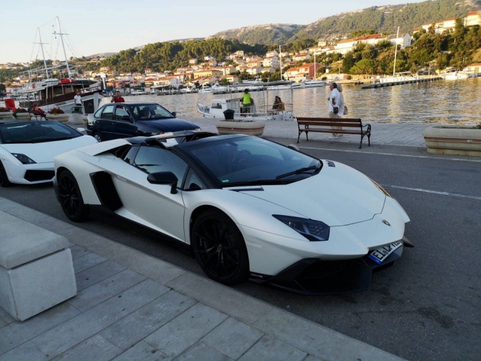 Aventador LP 720-4 Roadster 50 Anniversario