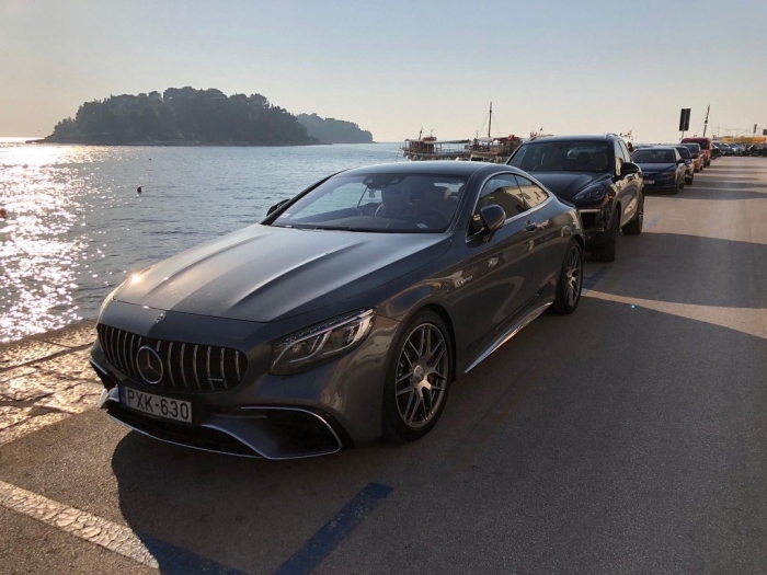 S63 AMG Coupe 4MATIC+