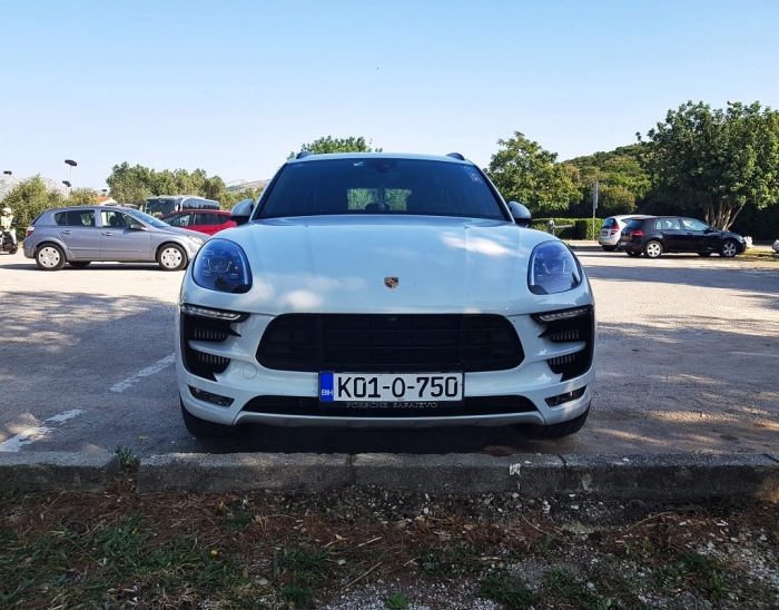 Macan GTS