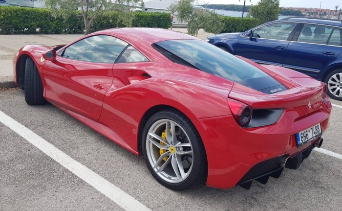 488 GTB