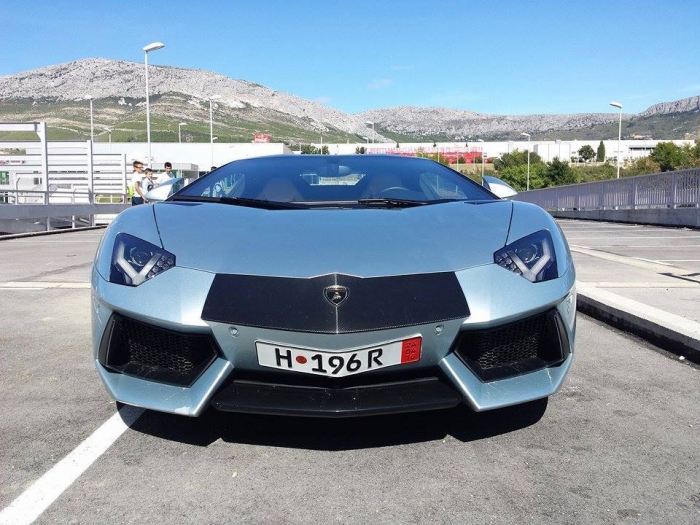 Aventador LP 700-4 Roadster