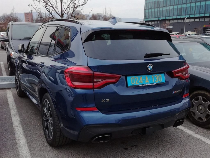 X3 M40i