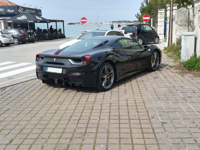 488 GTB