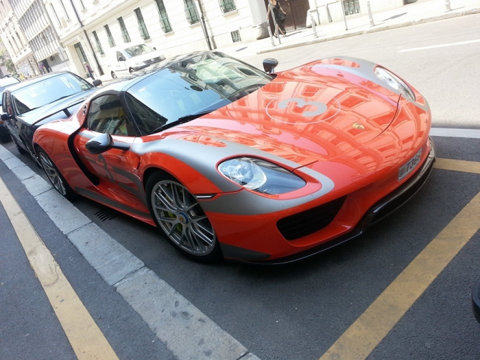 918 Spyder Weissach Package