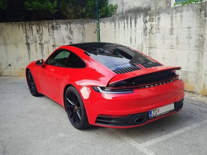 911 Carrera 4S