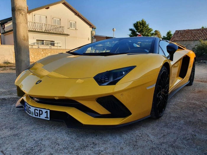 Aventador LP 740-4 S Roadster