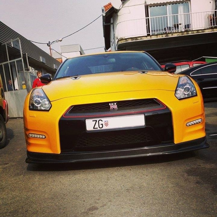 GT-R