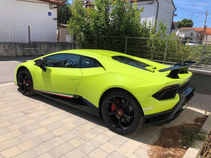 Huracan LP 640-4 Performante