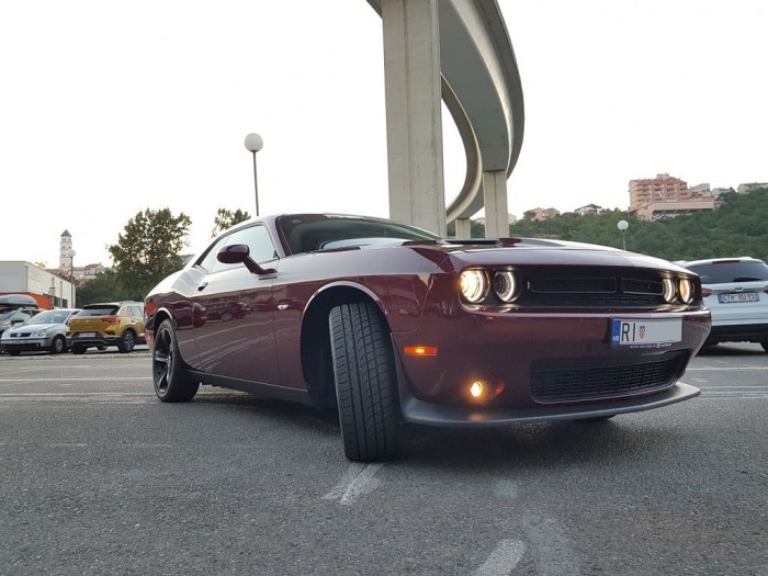 Challenger R/T