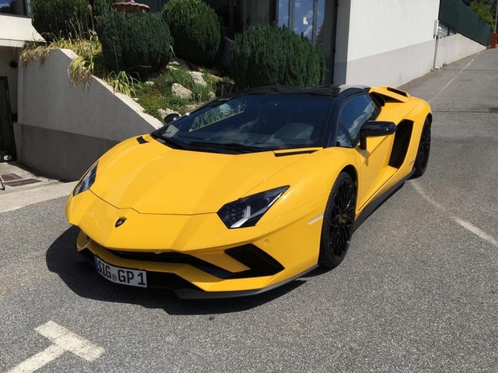 Aventador LP 740-4 S Roadster