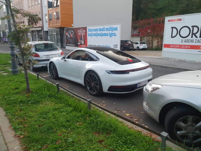 911 Carrera 4S