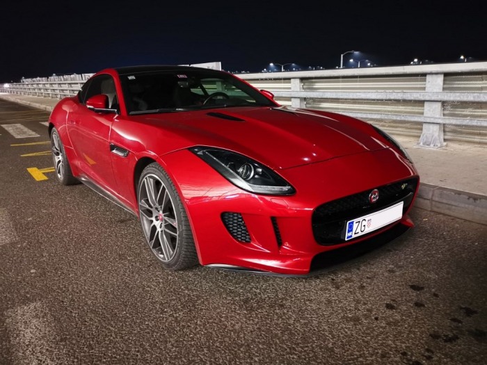 F-Type R Coupe