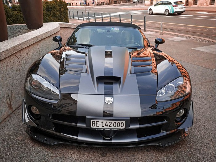 Viper SRT-10 Roadster