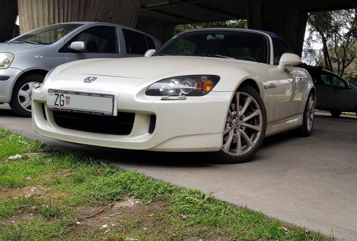 S2000