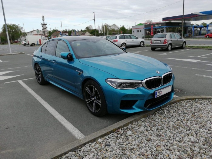 M5 (F90)