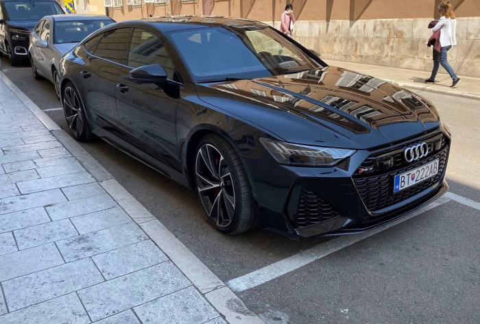 RS7