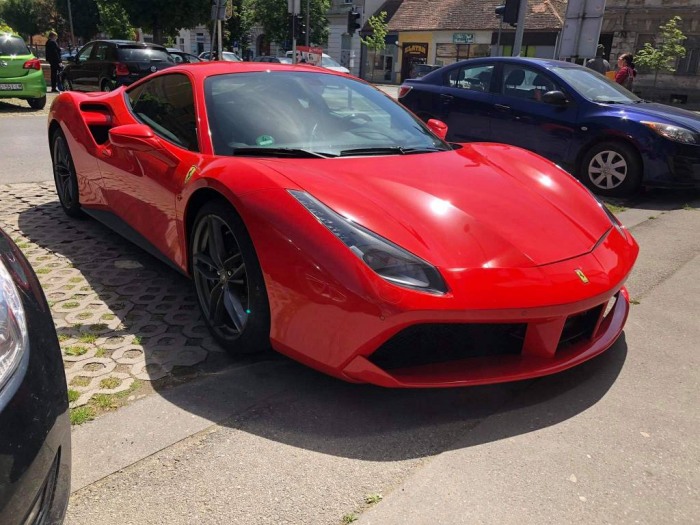 488 GTB