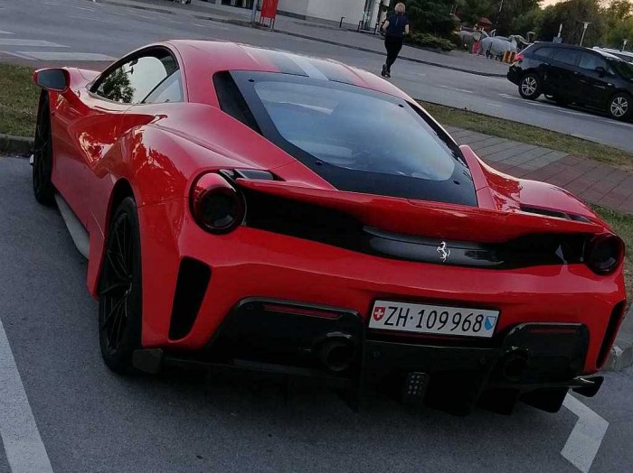 488 Pista