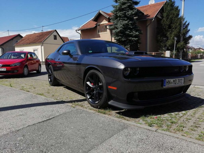 Challenger SRT 392