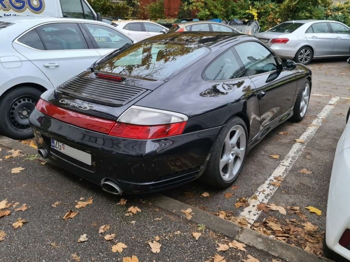 911 Carrera 4S