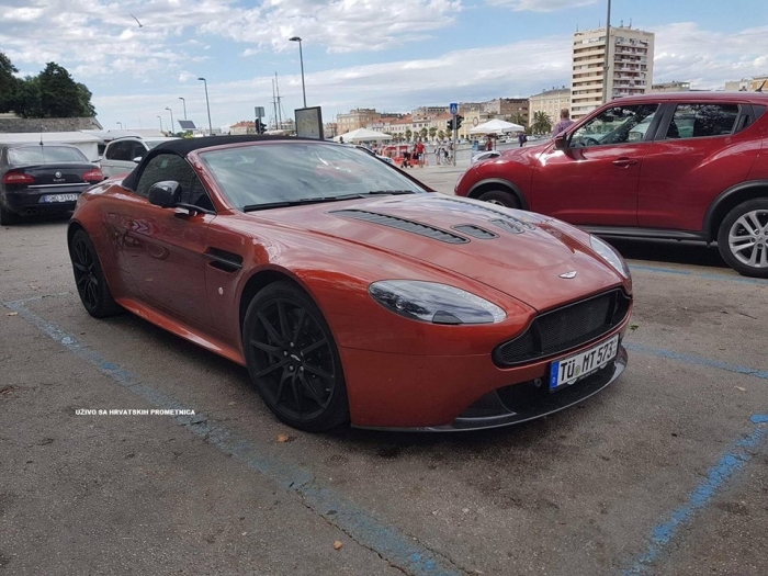 V12 Vantage S Roadster