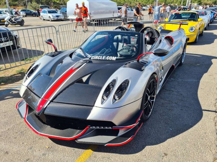 Huayra Roadster BC