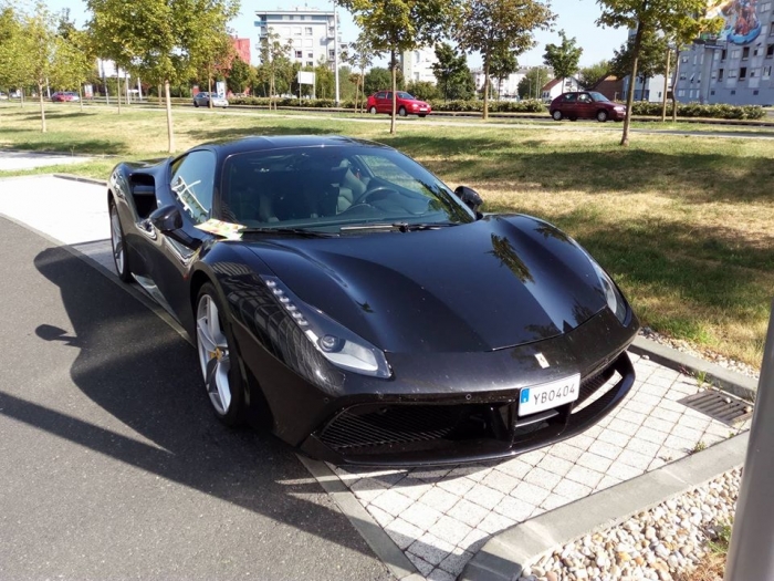 488 GTB