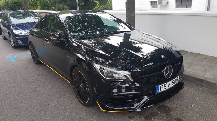 CLA45 AMG Yellow Night Edition