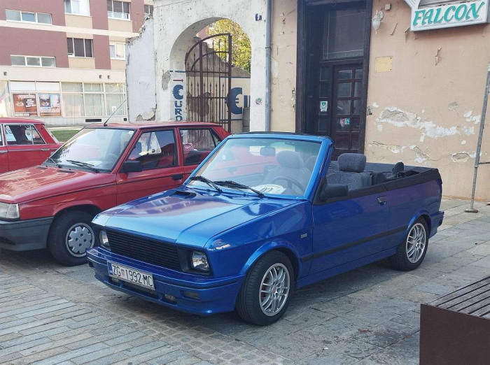 Yugo Cabrio