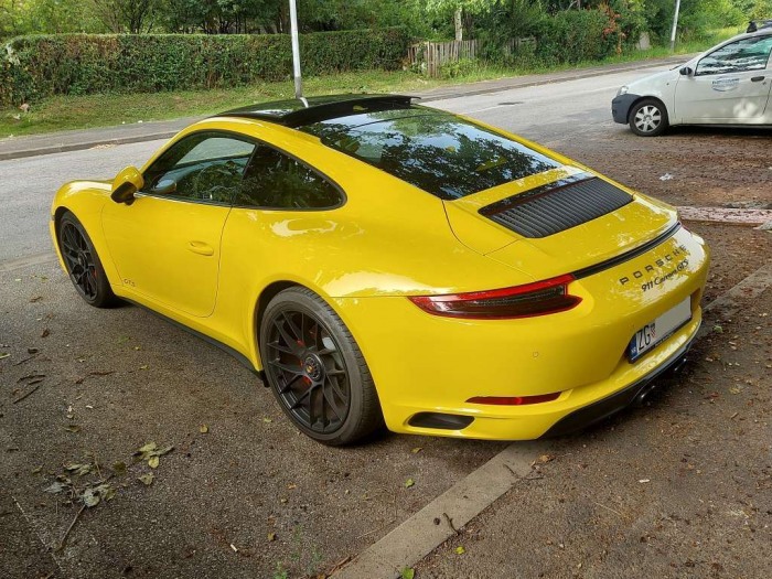 911 Carrera GTS