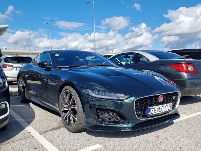 F-Type R Coupe