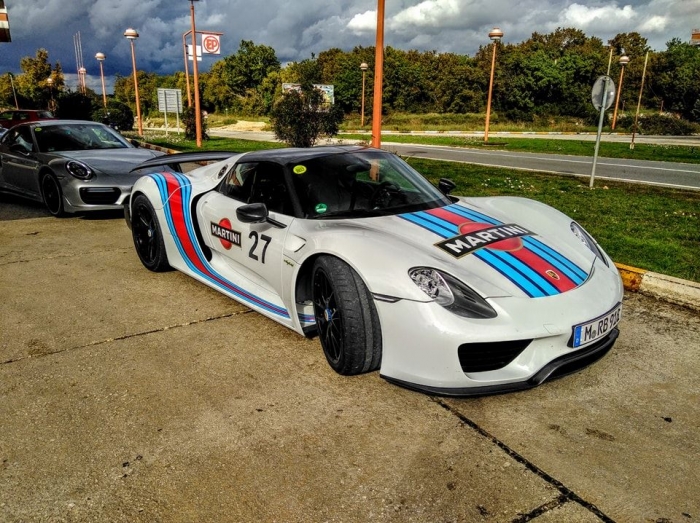 918 Spyder Weissach Package