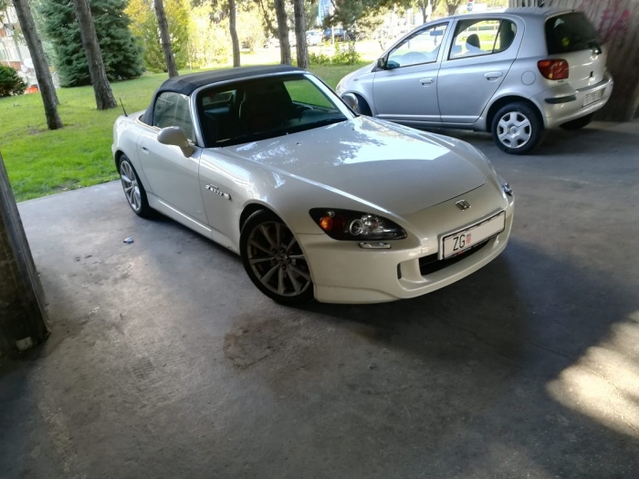 S2000